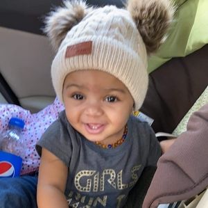 Meet your Posher, Debi